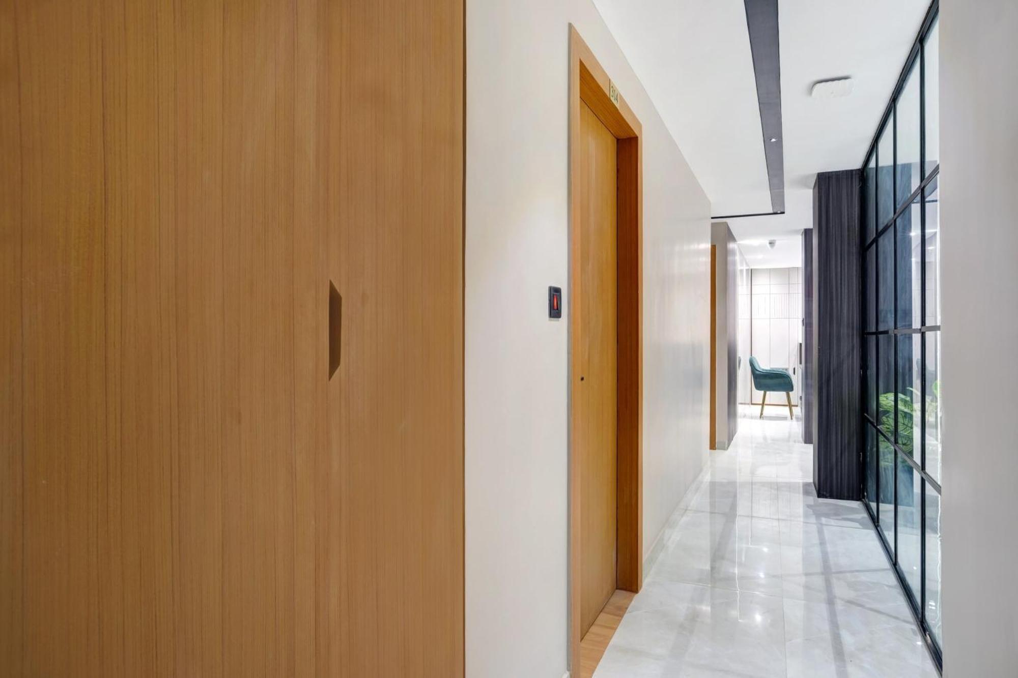 Townhouse Oak Sarusajai Stadium Dispur Bagian luar foto